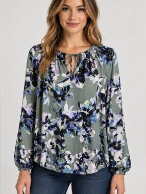 💙 VERA WANG - Sage Green Floral Long-Sleeve Blouse